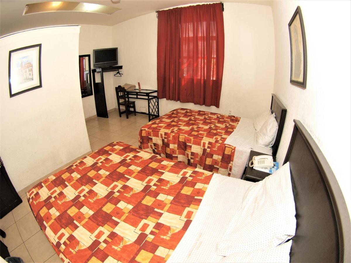 Hotel Jorge Alejandro Guadalajara Esterno foto